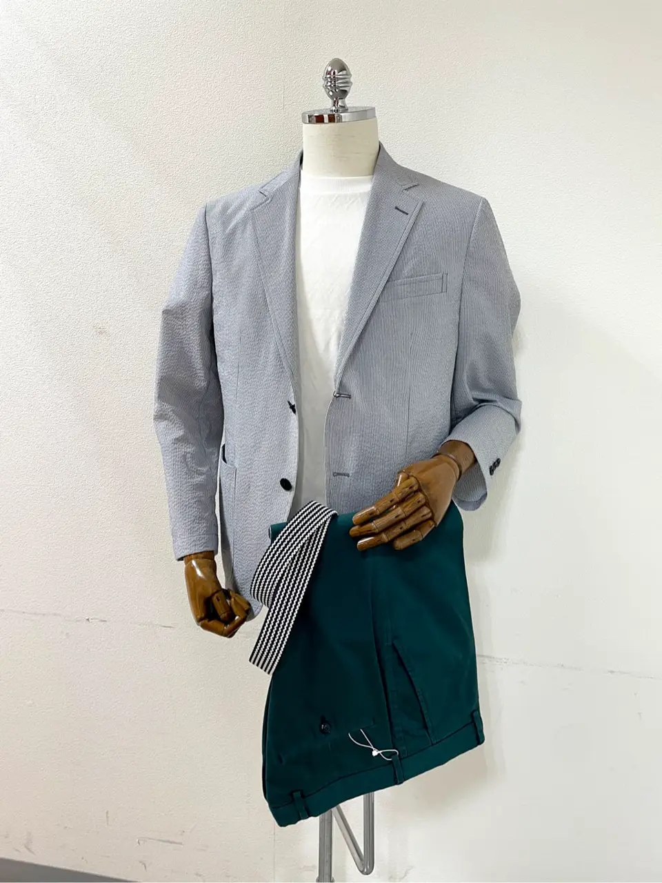  西室 コーディネート画像