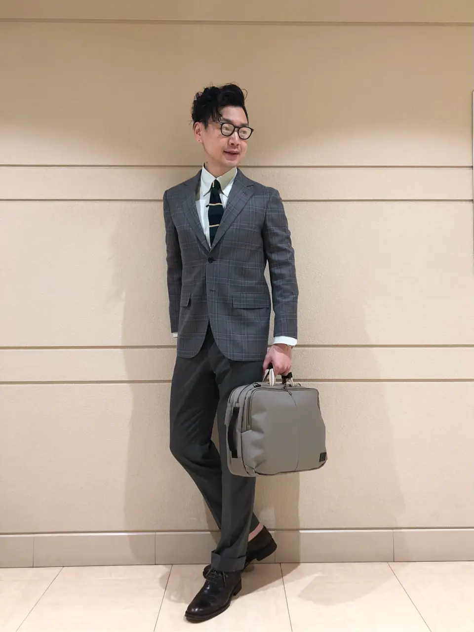  赤石 コーディネート画像