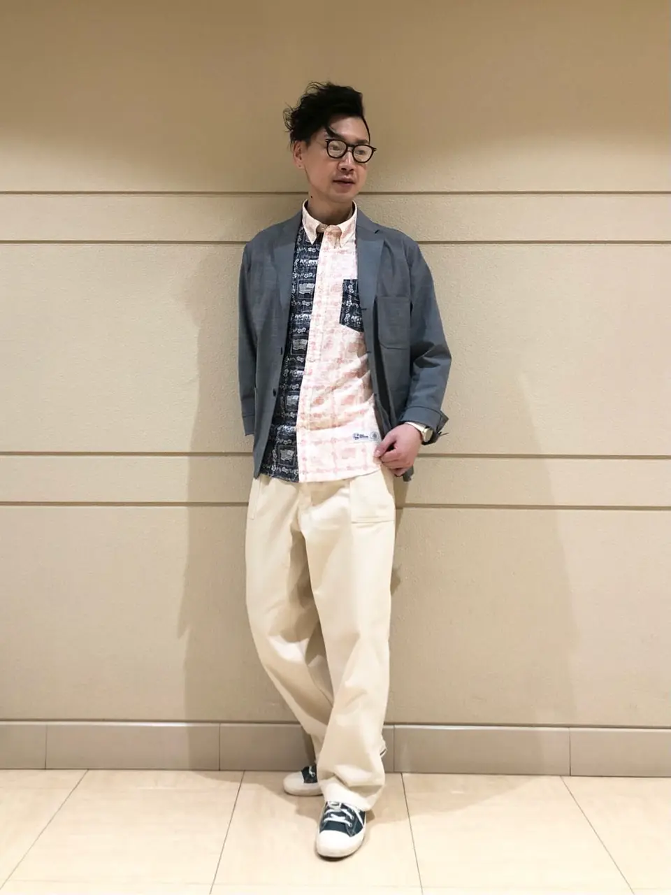  赤石 コーディネート画像