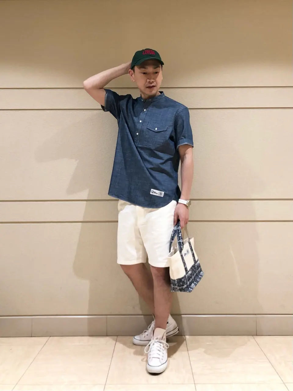  赤石 コーディネート画像