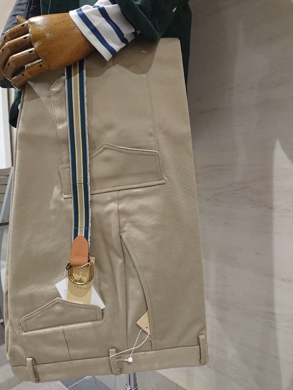 J.PRESS MEN 宇佐 コーディネート画像