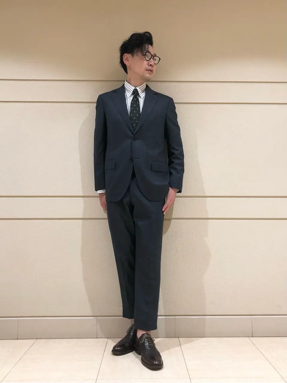  赤石 コーディネート画像