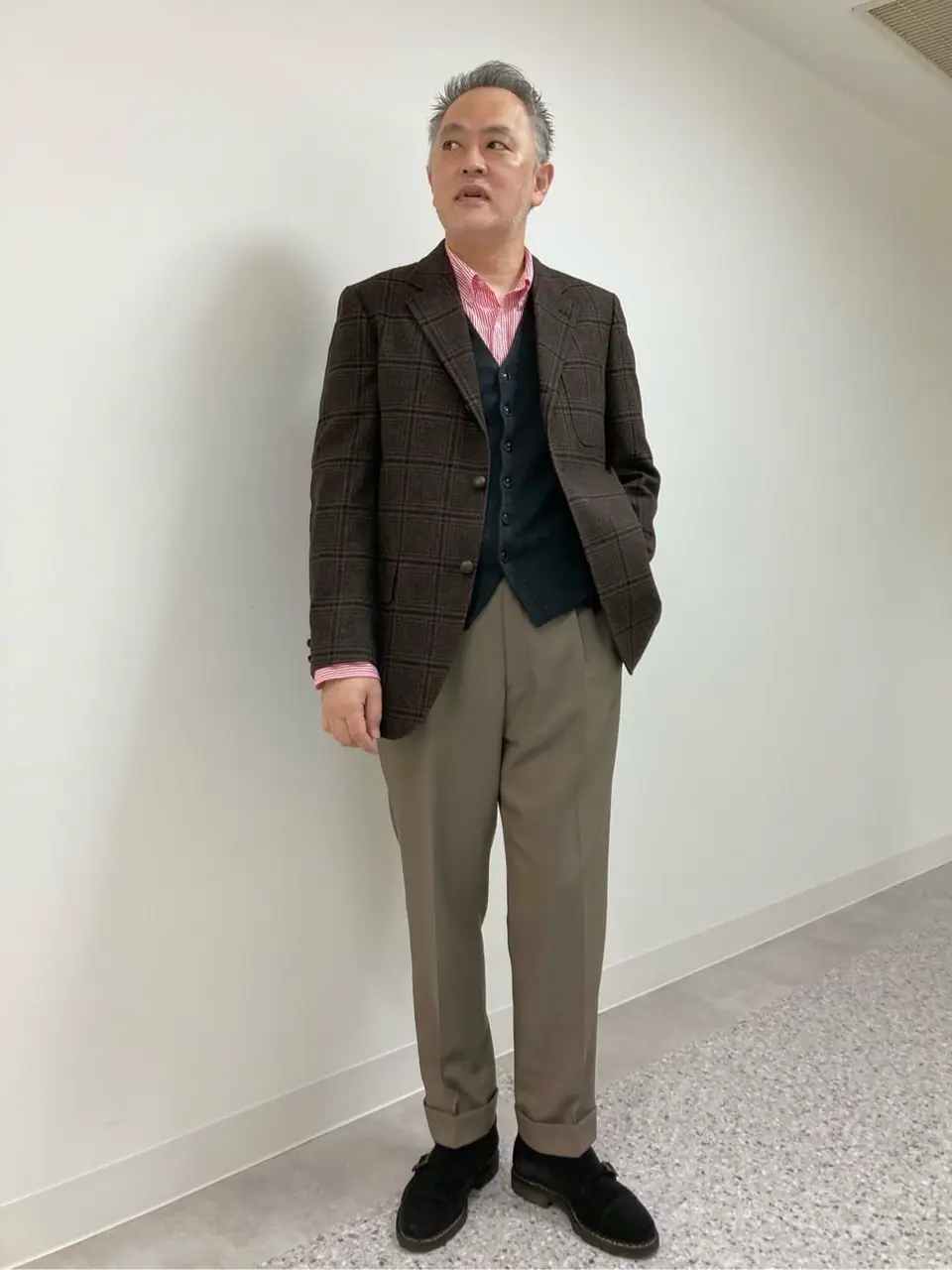  堤 コーディネート画像