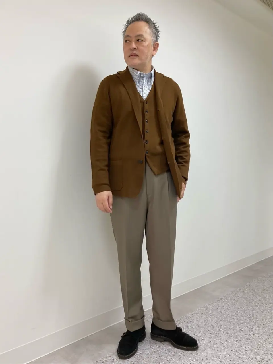  堤 コーディネート画像