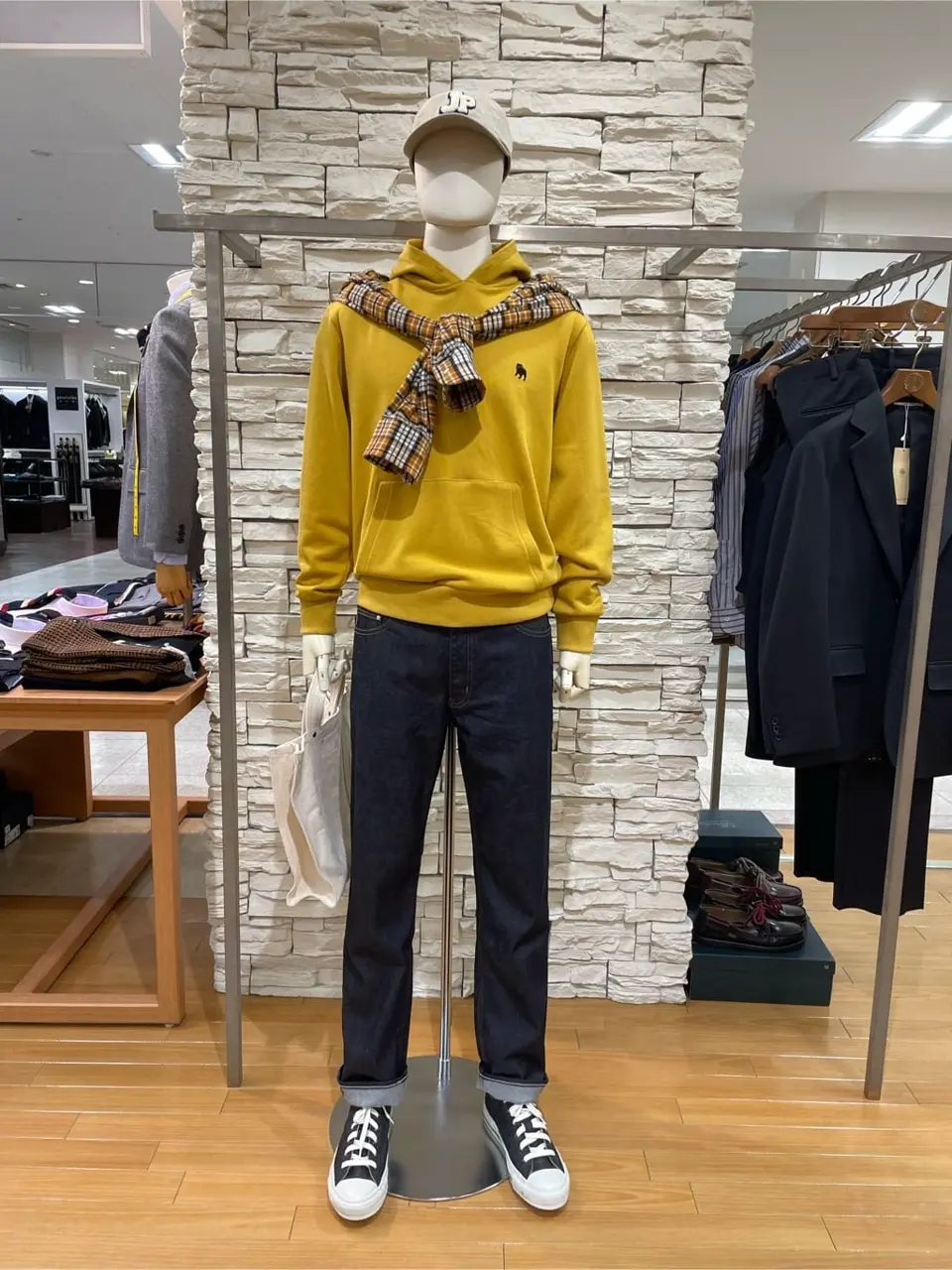  渡邊 コーディネート画像