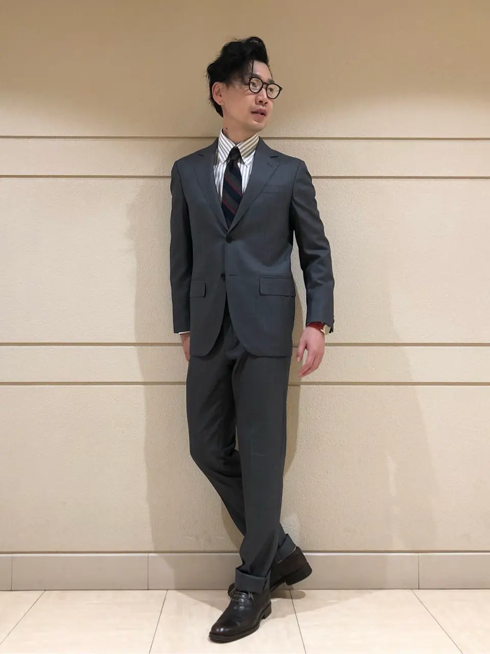  赤石 コーディネート画像