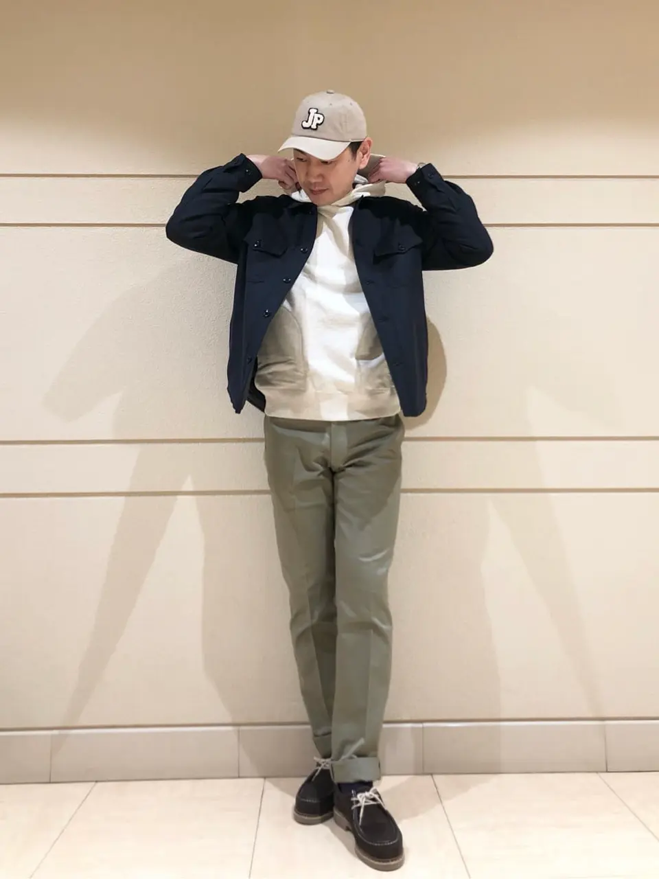  赤石 コーディネート画像