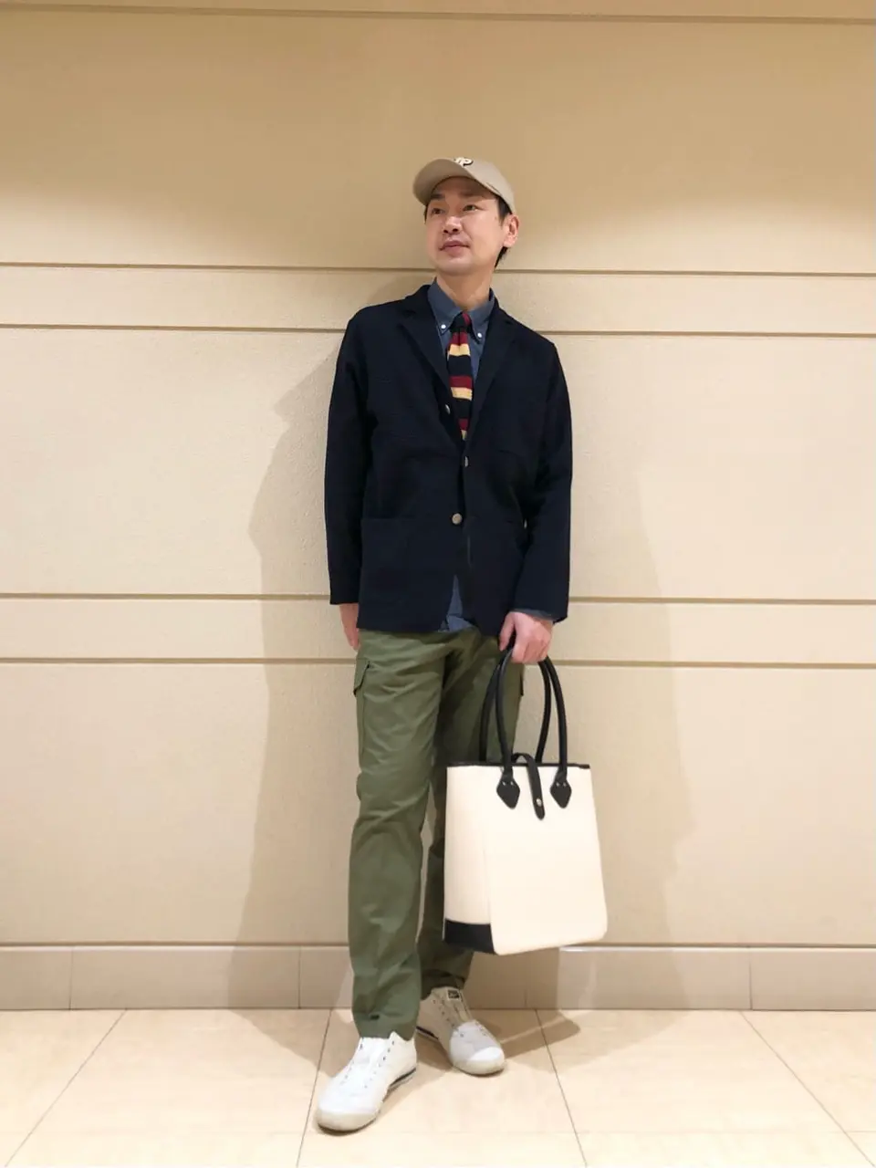  赤石 コーディネート画像