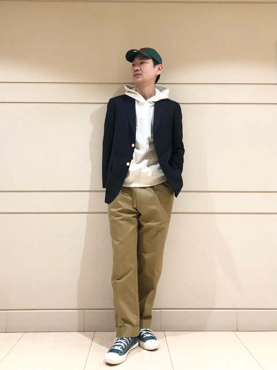  赤石 コーディネート画像