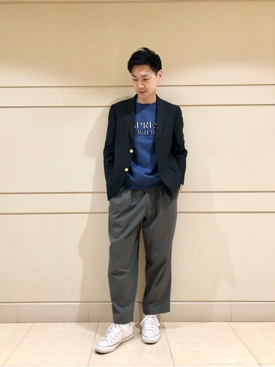  赤石 コーディネート画像