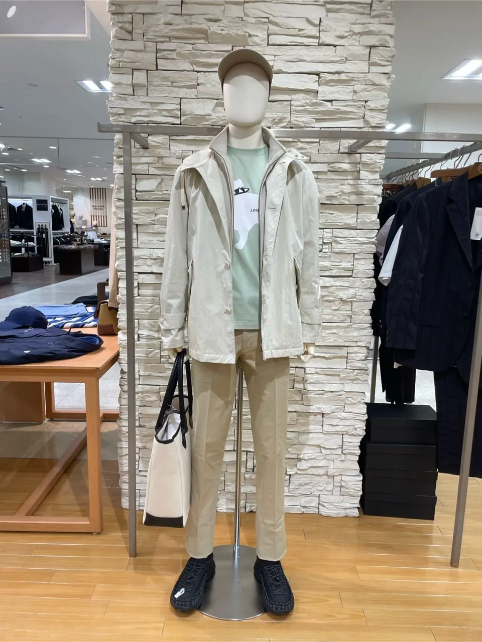  渡邊 コーディネート画像