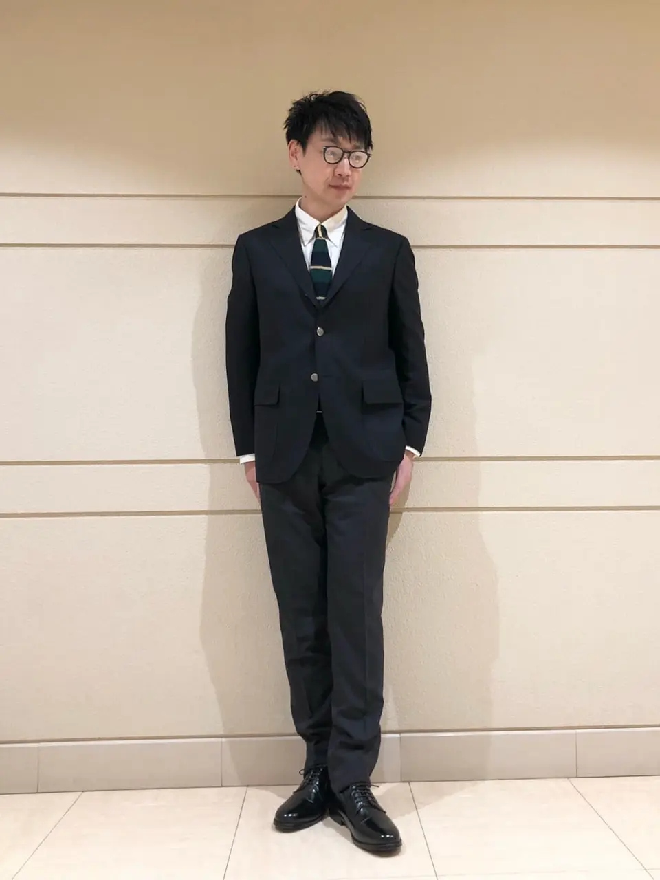  赤石 コーディネート画像