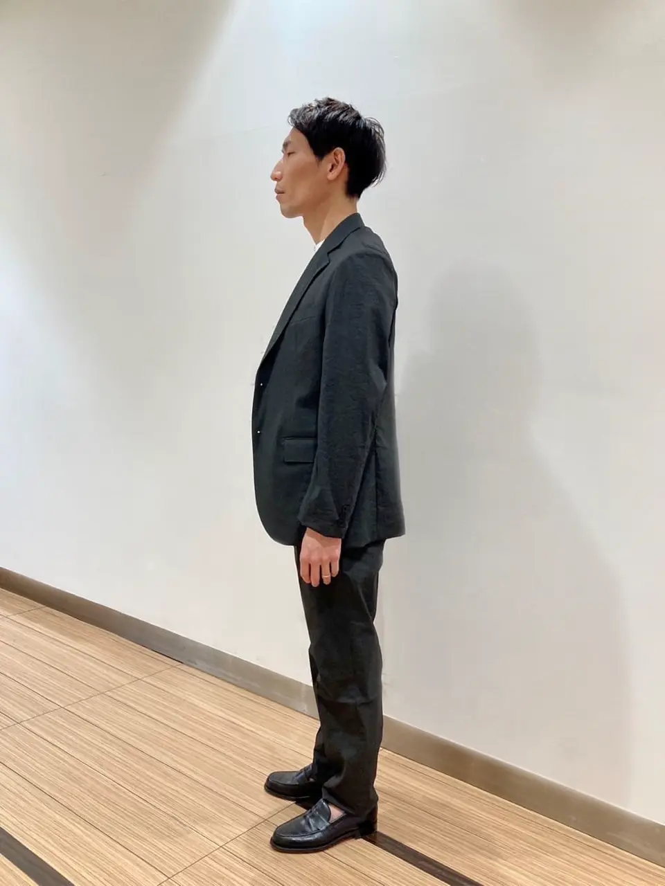 J.PRESS MEN 二口弘崇 コーディネート画像