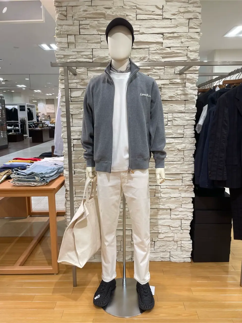  渡邊 コーディネート画像