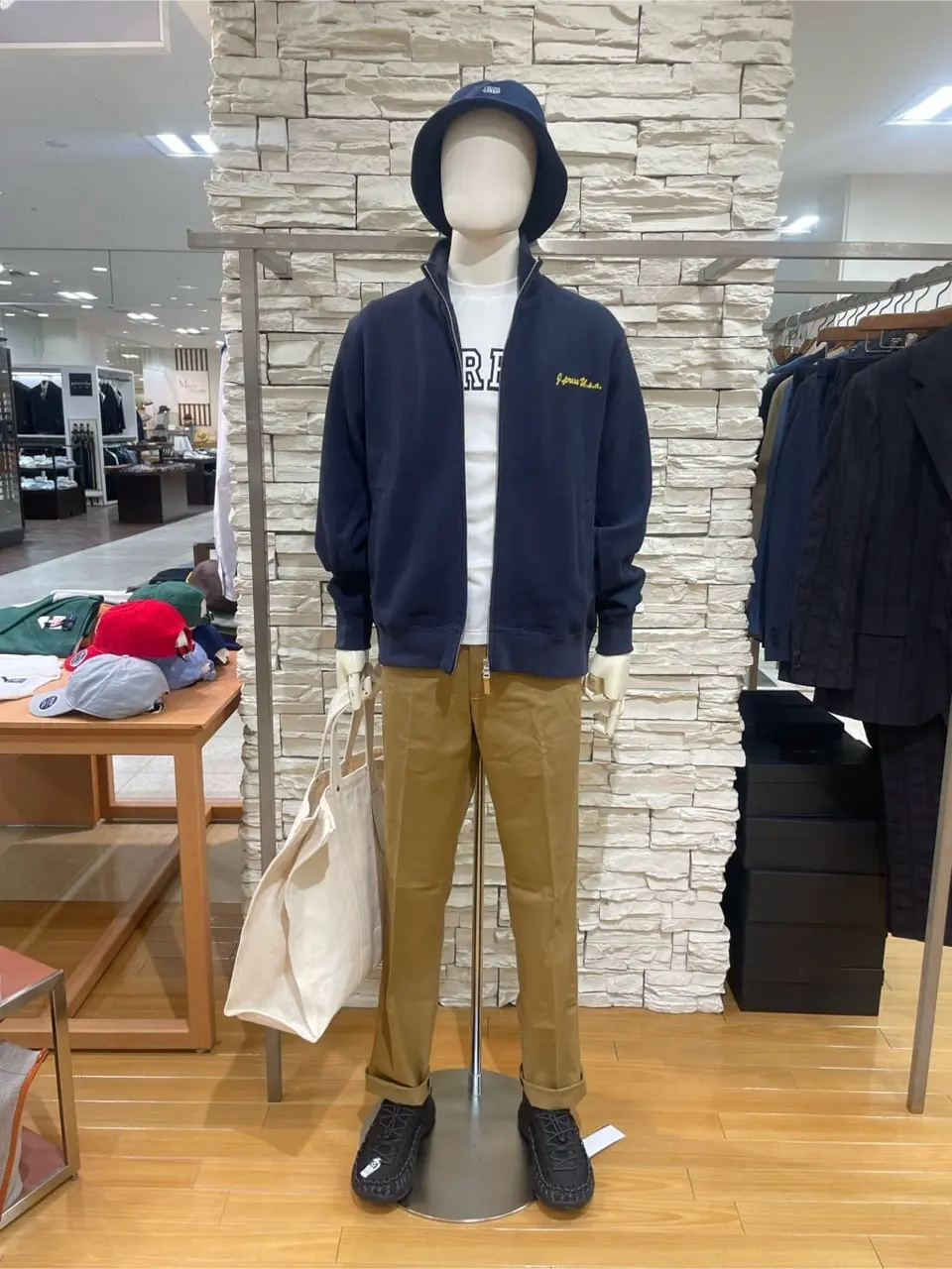  渡邊 コーディネート画像