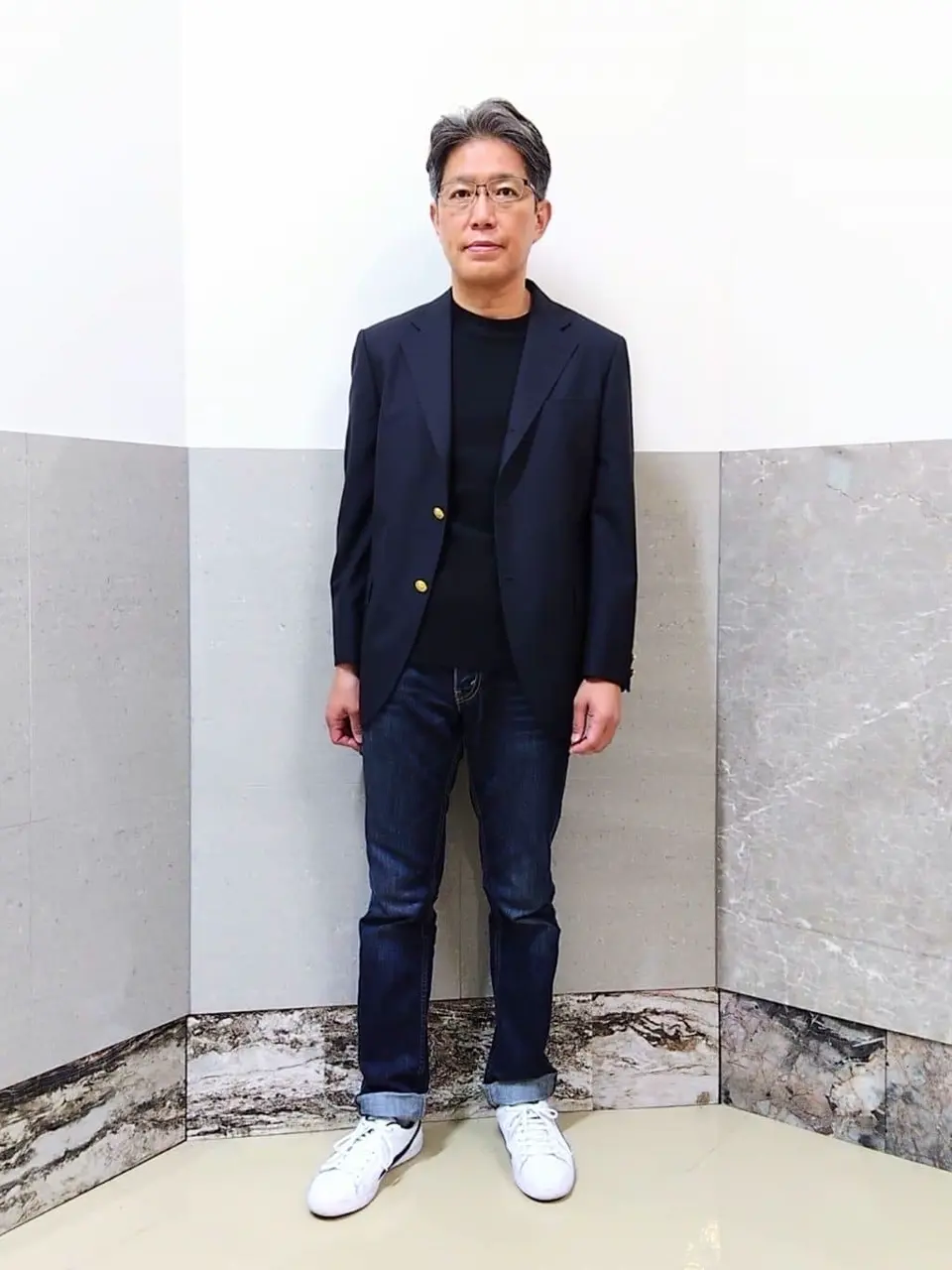  金子 コーディネート画像