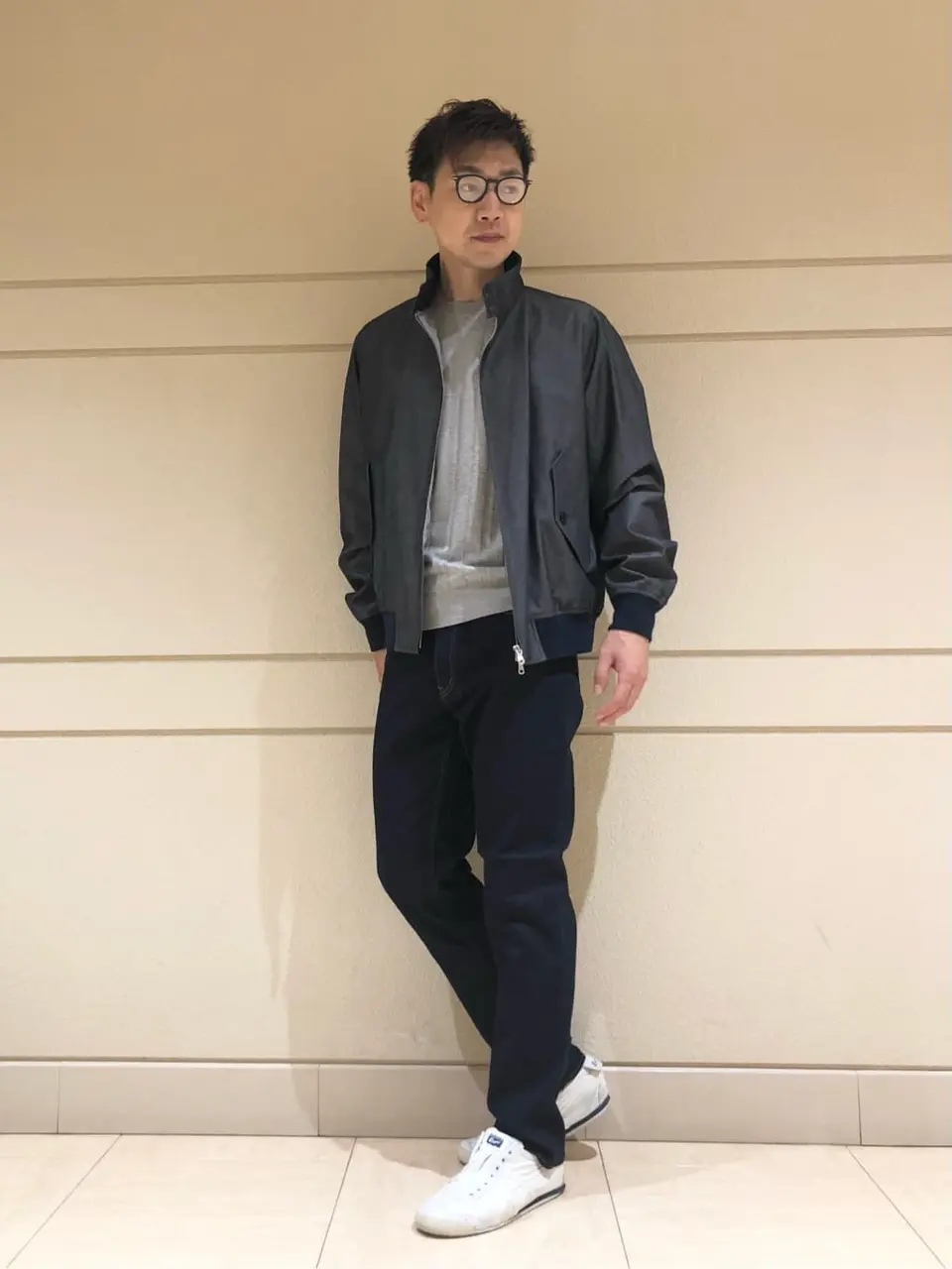  赤石 コーディネート画像