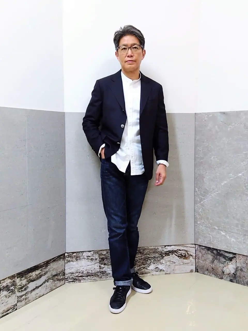  金子 コーディネート画像