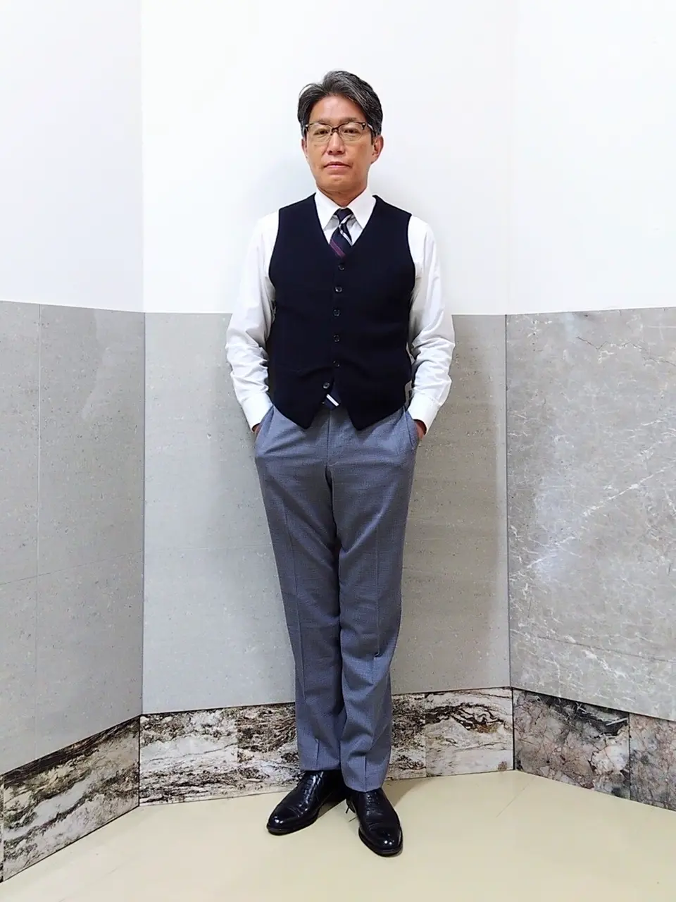  金子 コーディネート画像