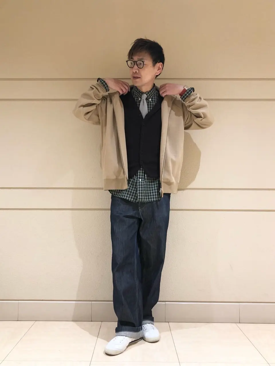  赤石 コーディネート画像