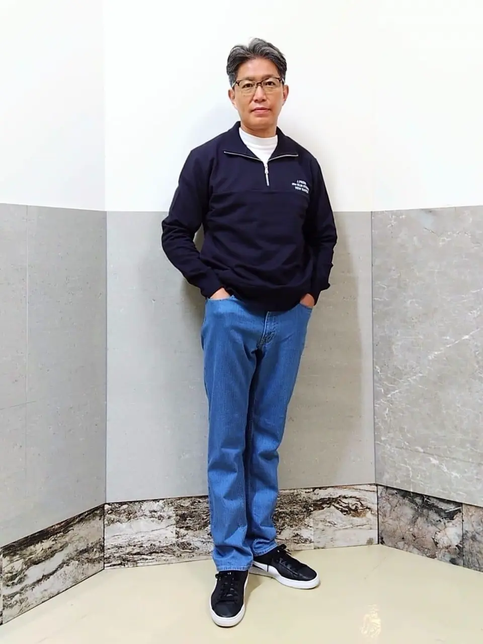  金子 コーディネート画像