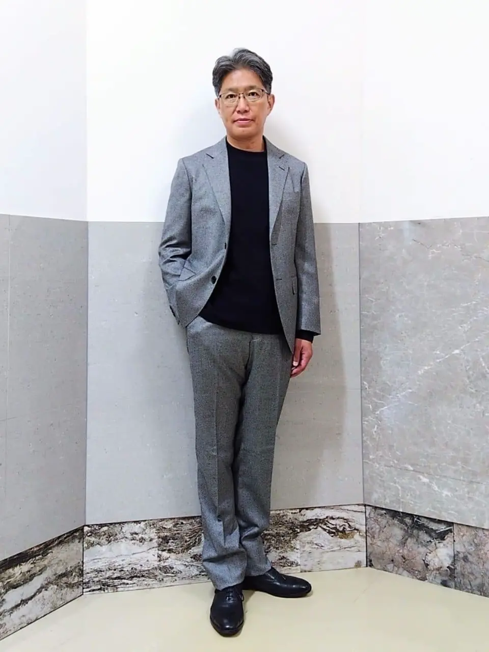  金子 コーディネート画像