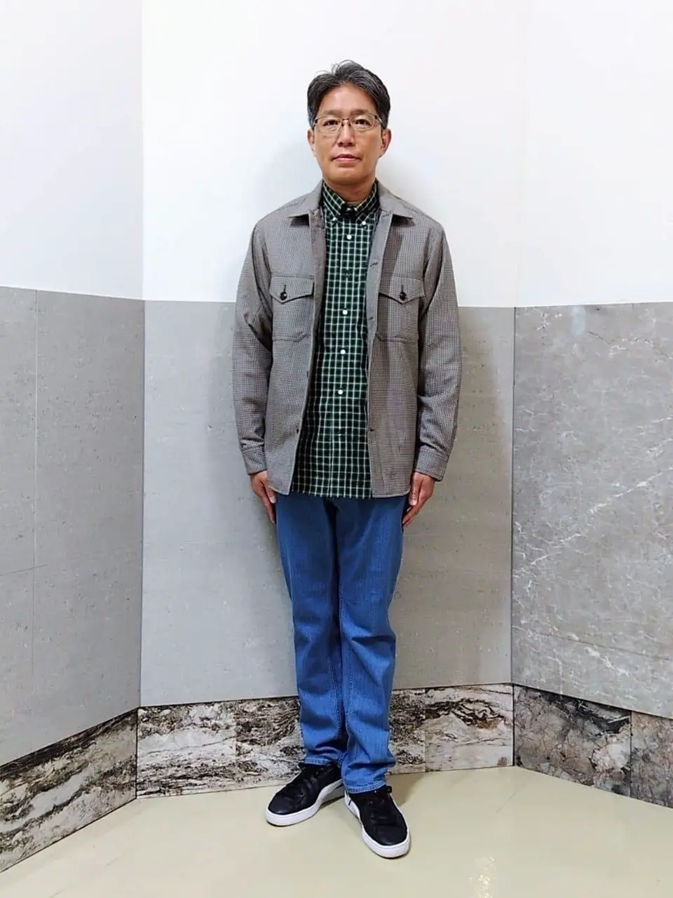  金子 コーディネート画像