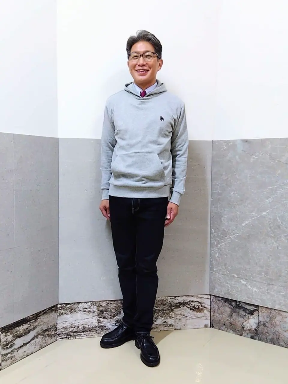  金子 コーディネート画像