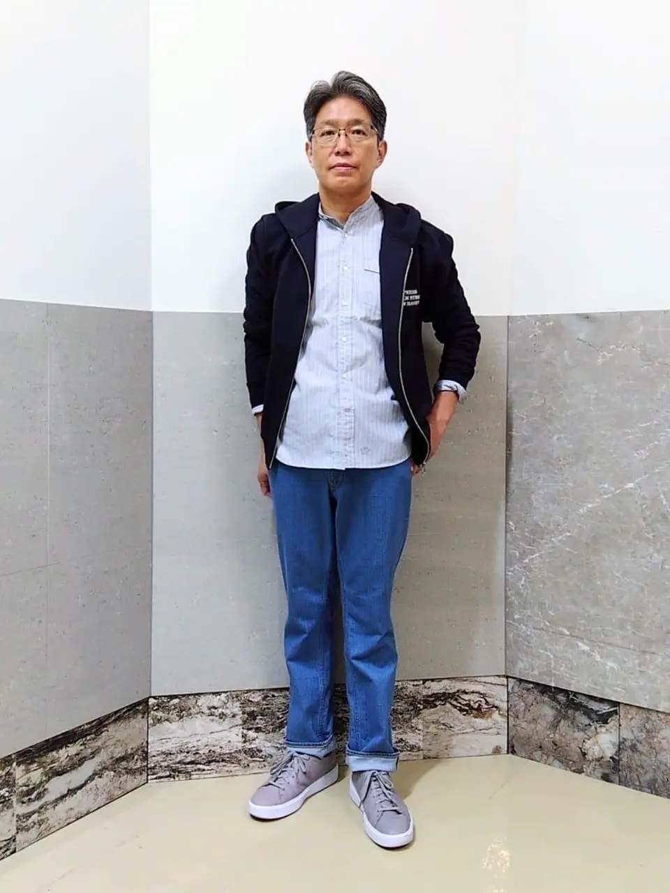  金子 コーディネート画像