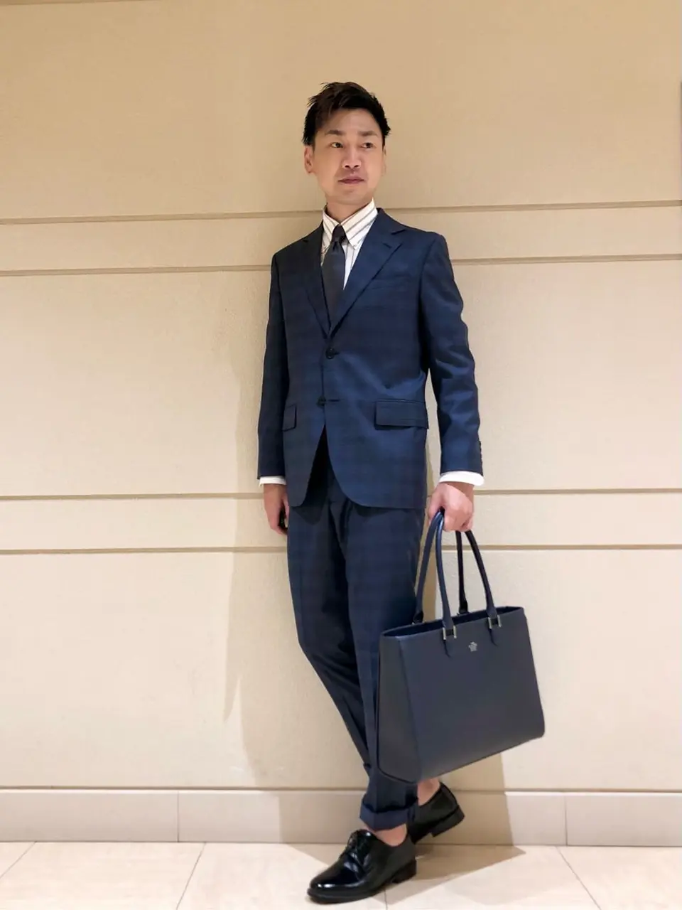  赤石 コーディネート画像