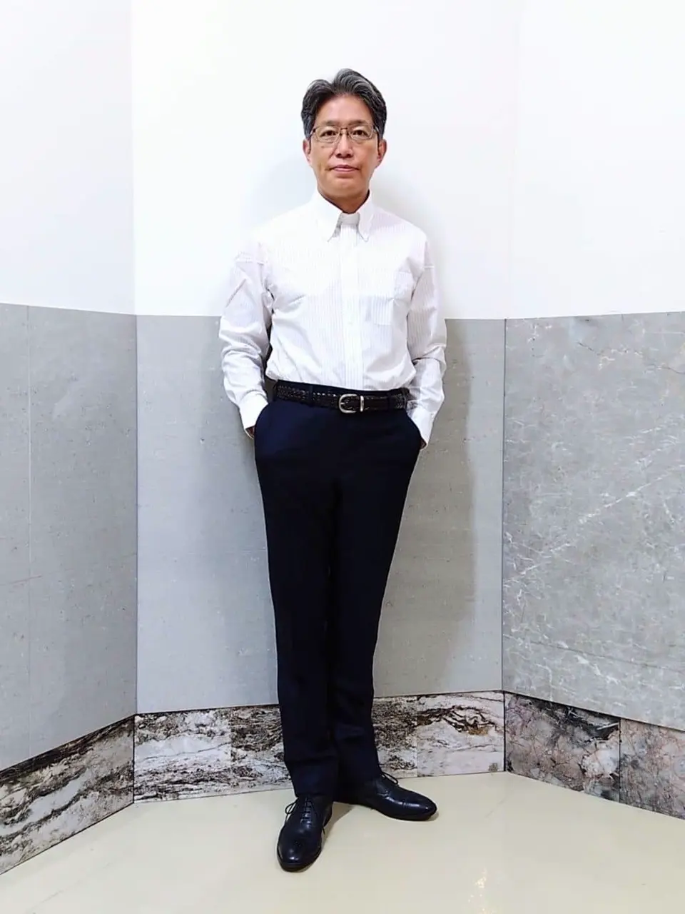  金子 コーディネート画像