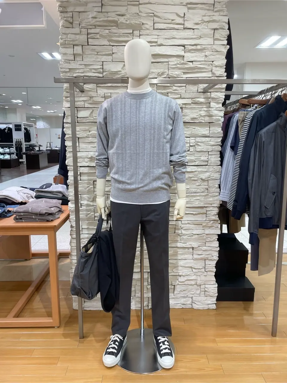  渡邊 コーディネート画像