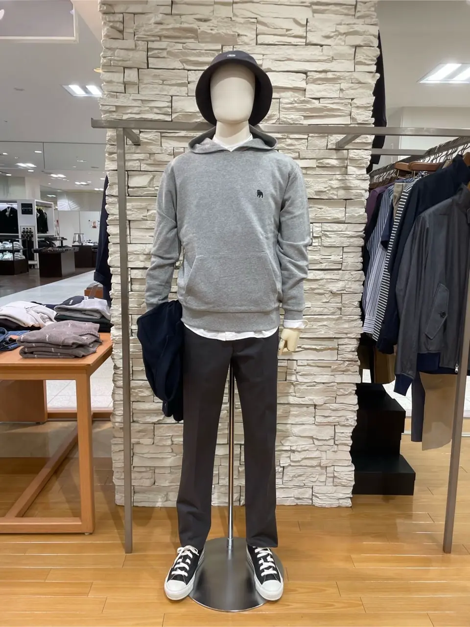  渡邊 コーディネート画像