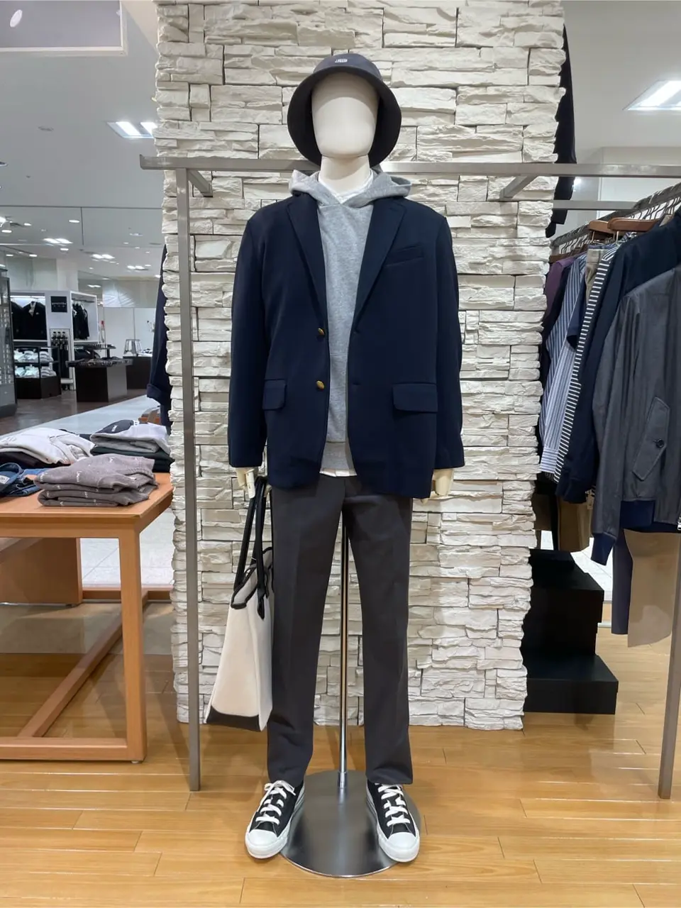  渡邊 コーディネート画像