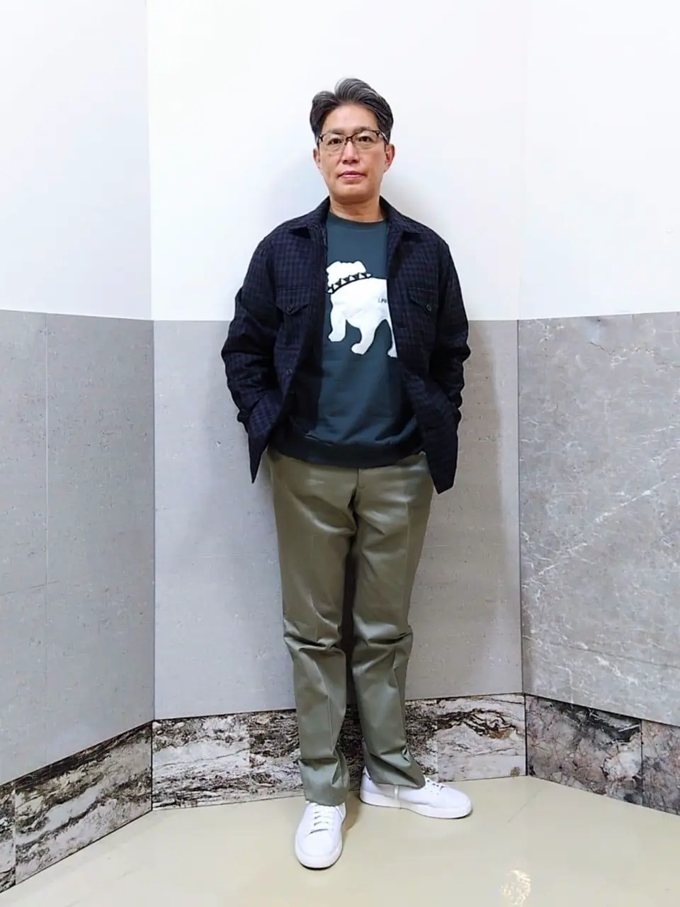  金子 コーディネート画像