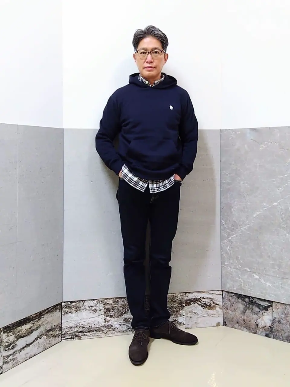  金子 コーディネート画像