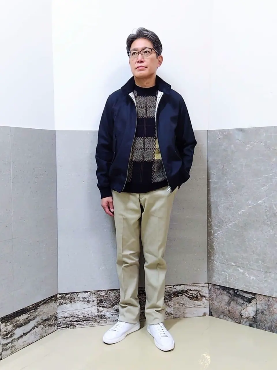  金子 コーディネート画像