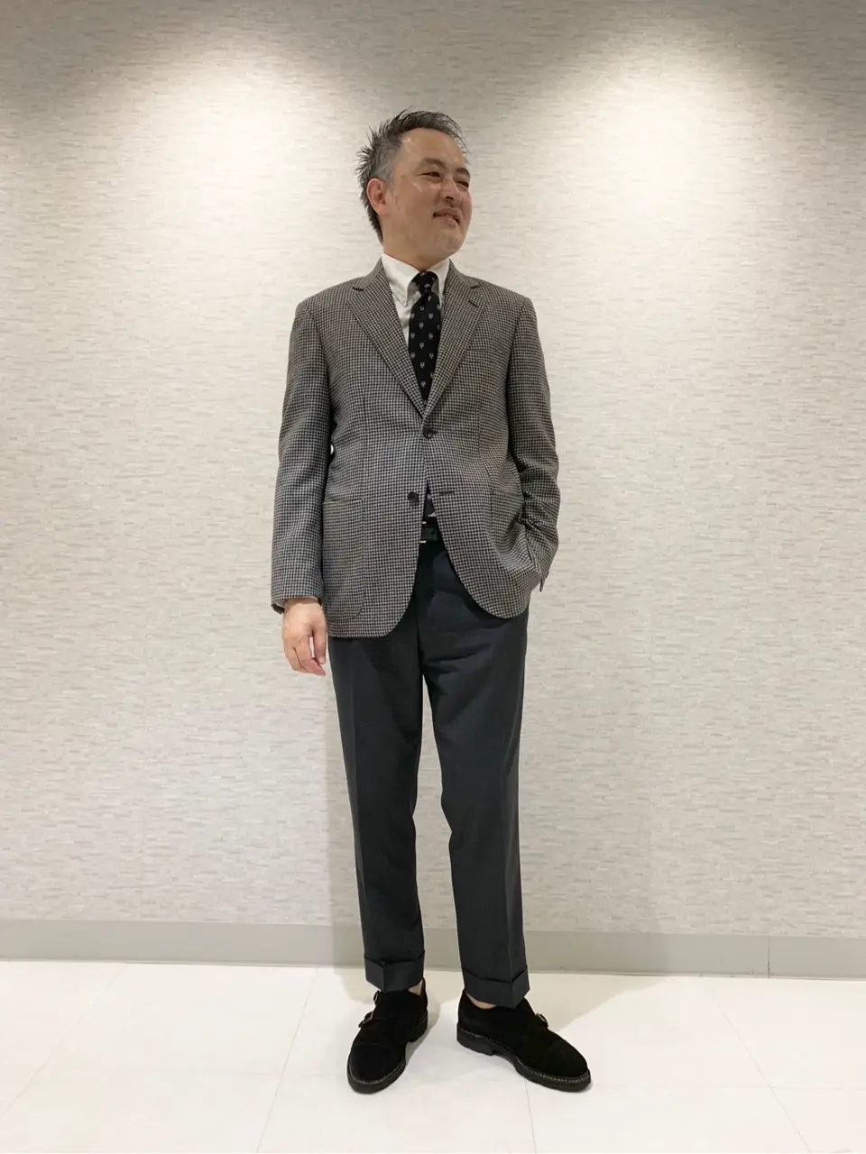  堤 コーディネート画像