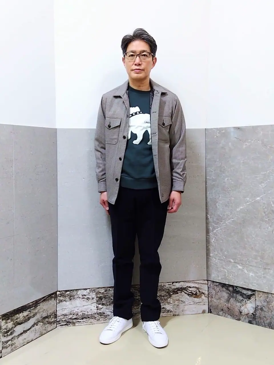  金子 コーディネート画像