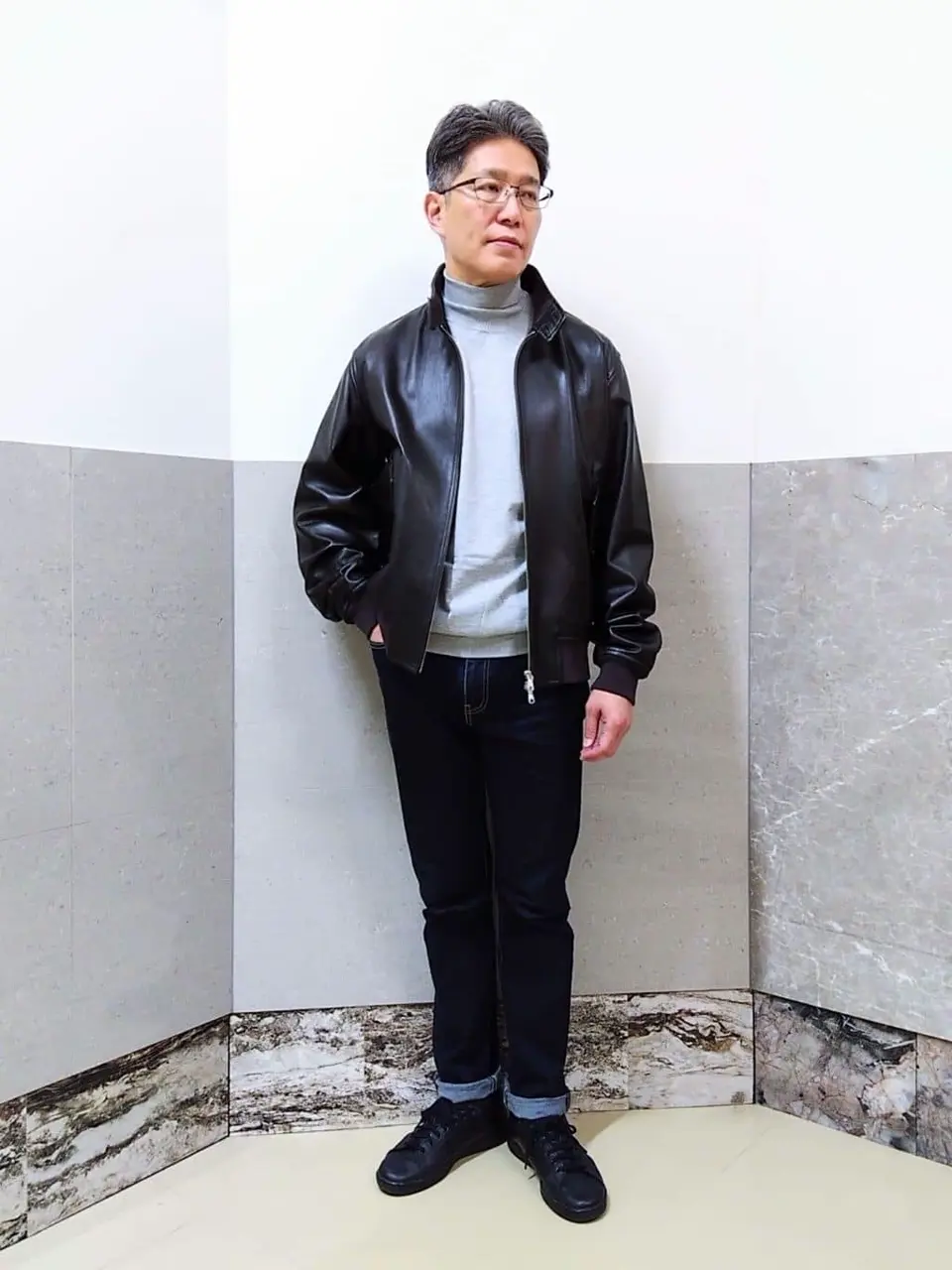  金子 コーディネート画像