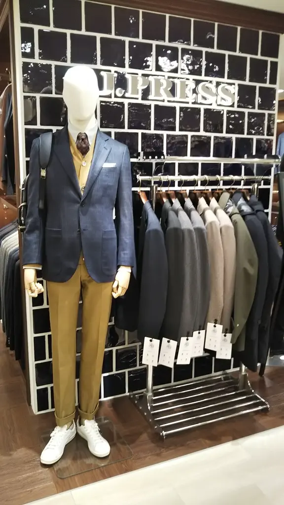  榎木田 コーディネート画像