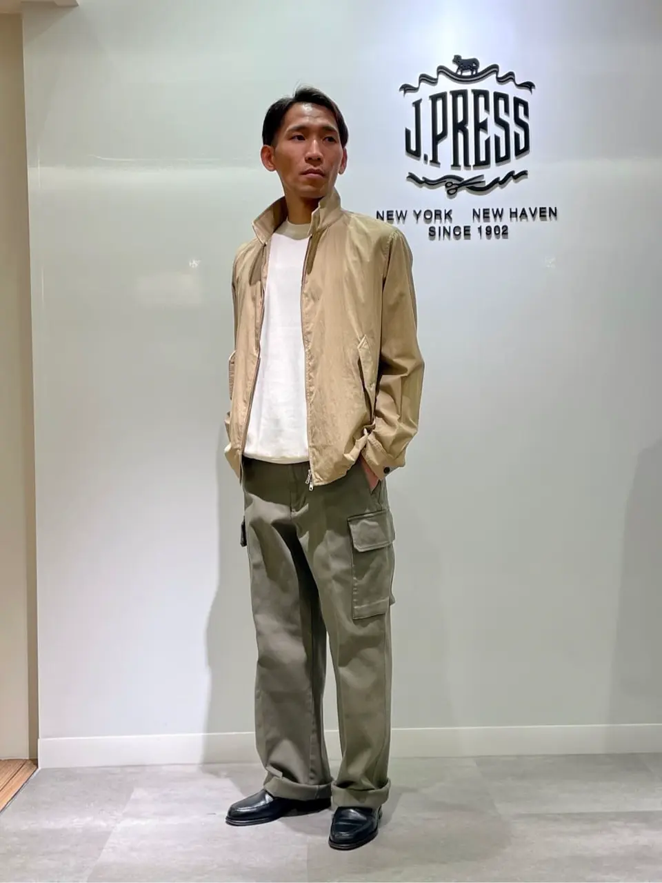 J.PRESS MEN 二口弘崇 コーディネート画像