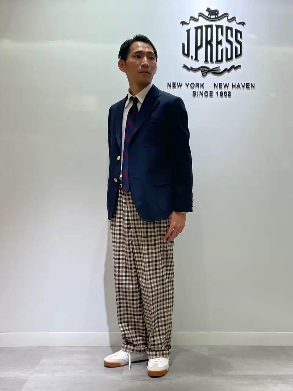 J.PRESS MEN 二口弘崇 コーディネート画像