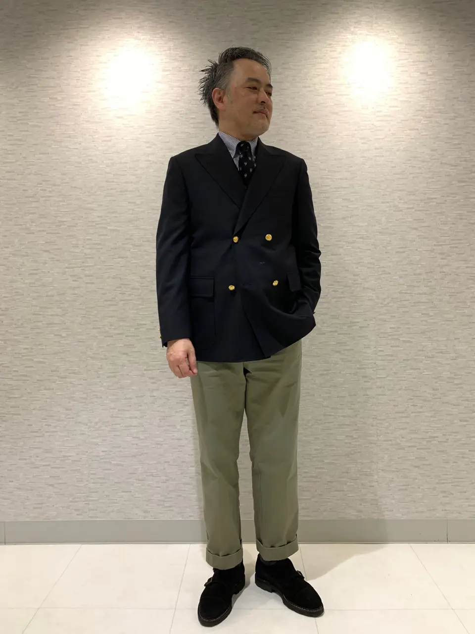  堤 コーディネート画像