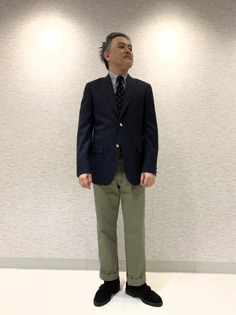  堤 コーディネート画像