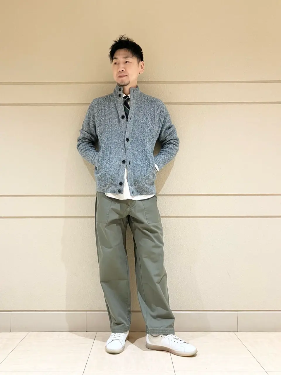  赤石 コーディネート画像