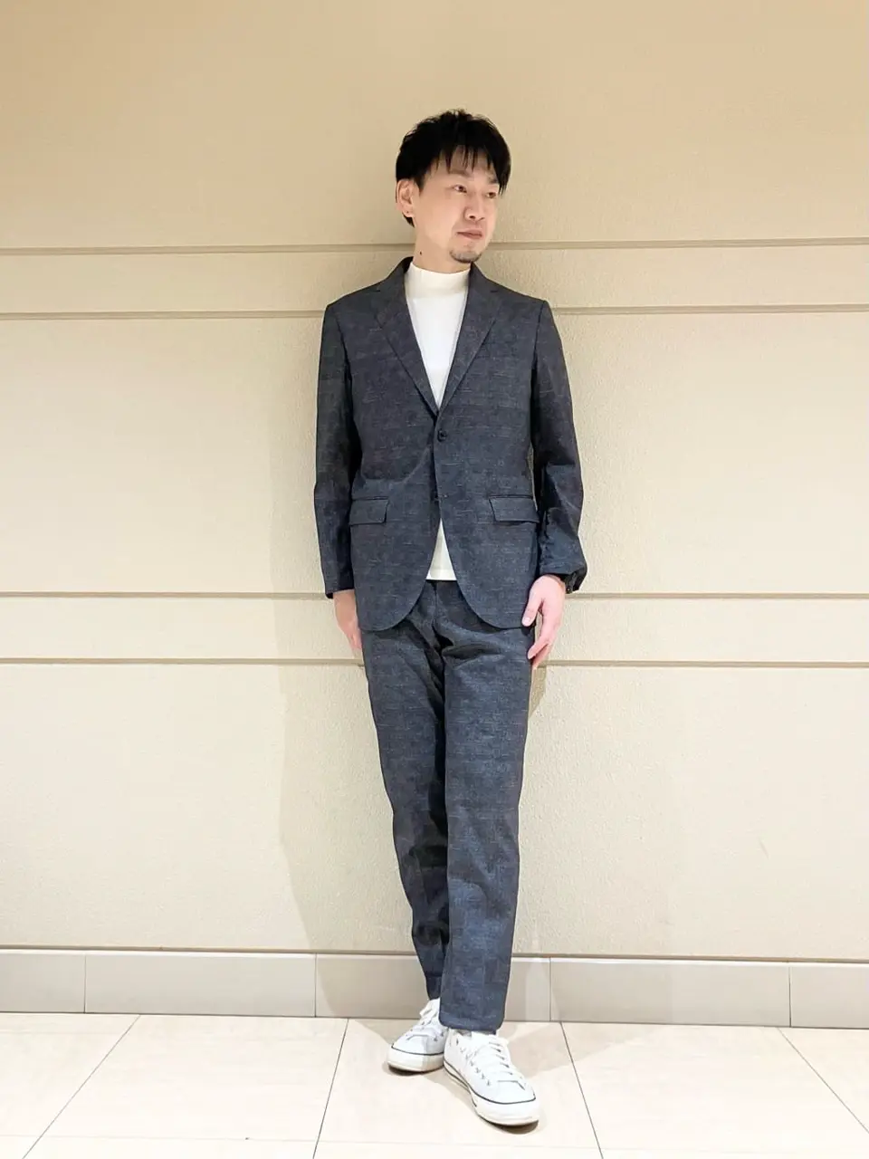  赤石 コーディネート画像