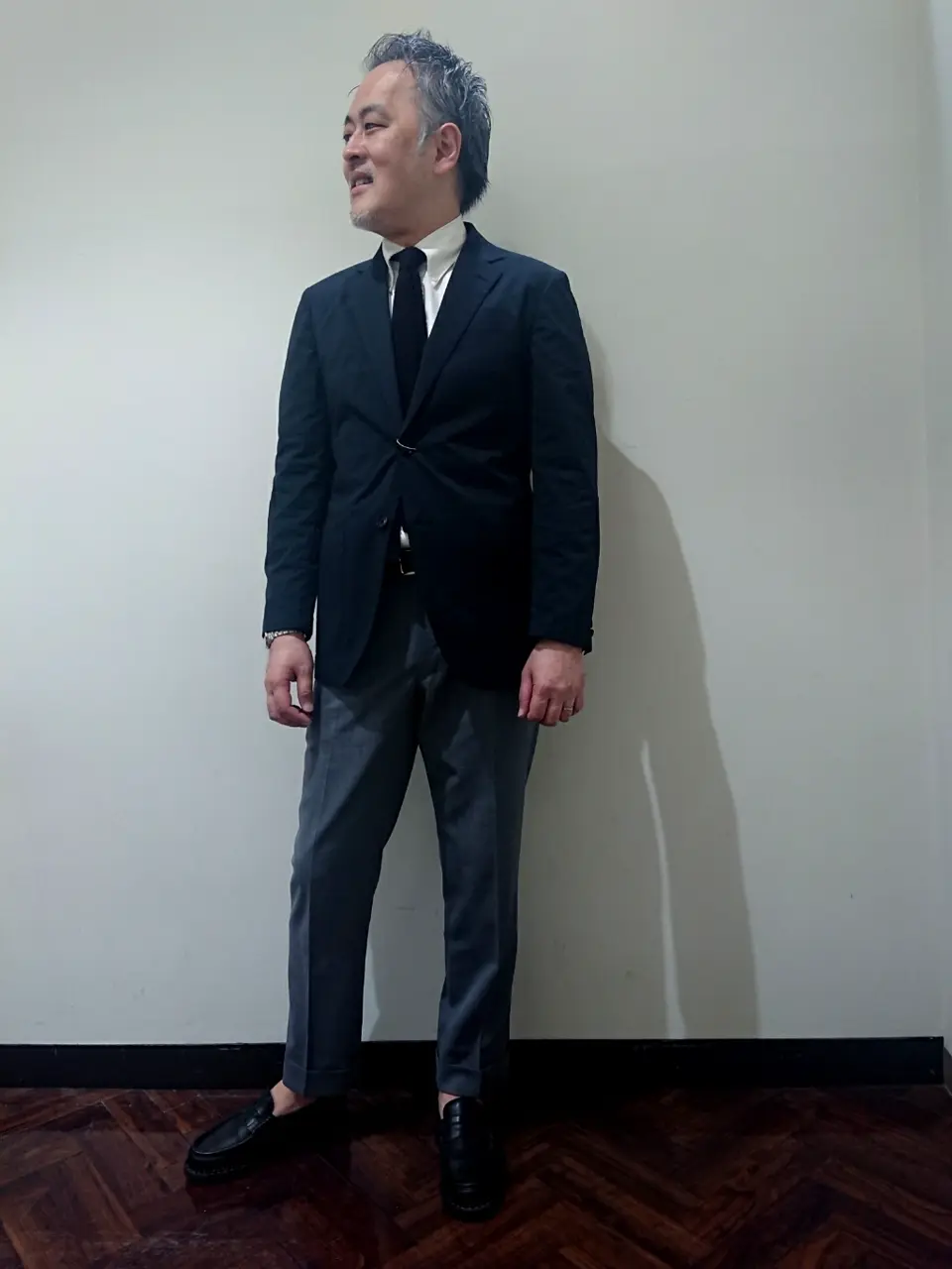  堤 コーディネート画像