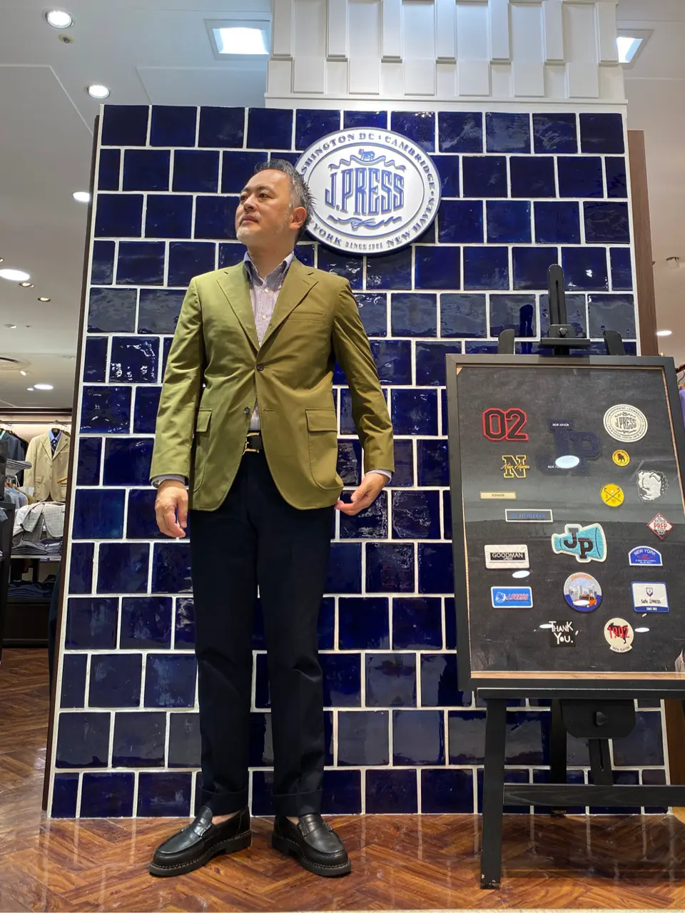  堤 コーディネート画像