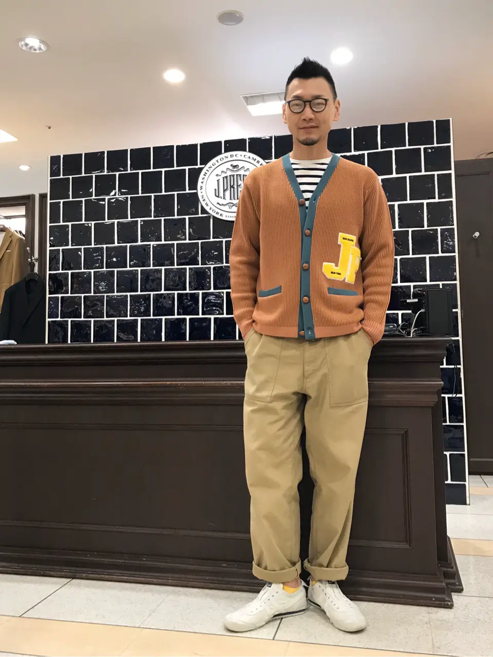 J.PRESS MEN 赤石 コーディネート画像